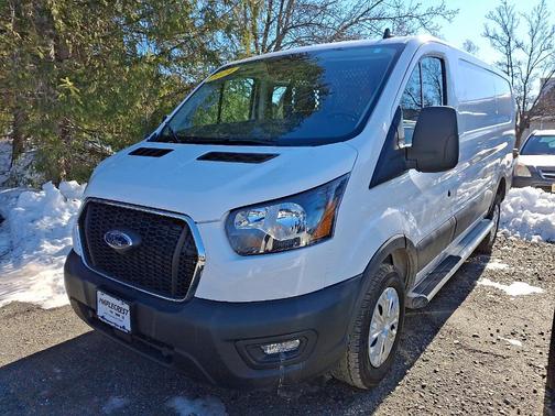 2024 Ford Transit-250 
