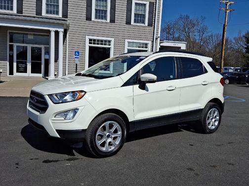 Diamond White 2022 Ford EcoSport SE