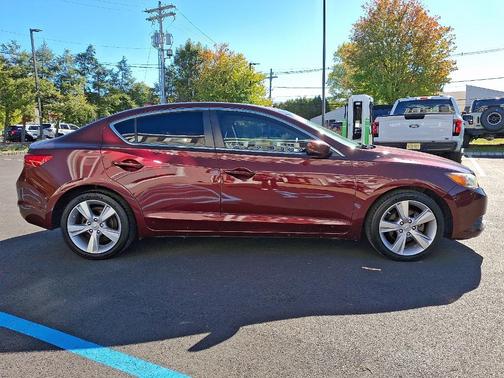 2015 Acura ILX 2.0L Technology