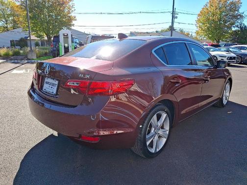 2015 Acura ILX 2.0L Technology