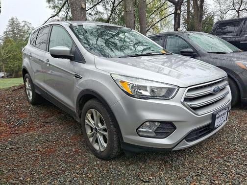 Ingot Silver 2017 Ford Escape SE