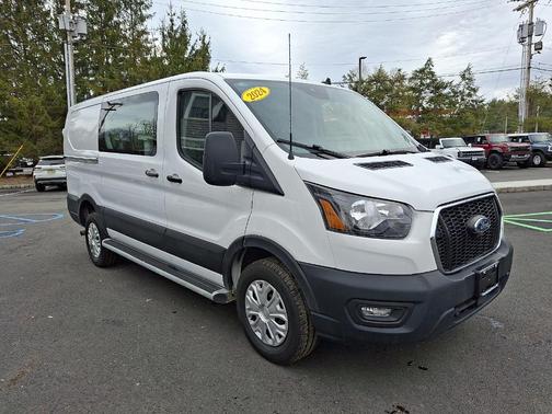 2024 Ford Transit-250 
