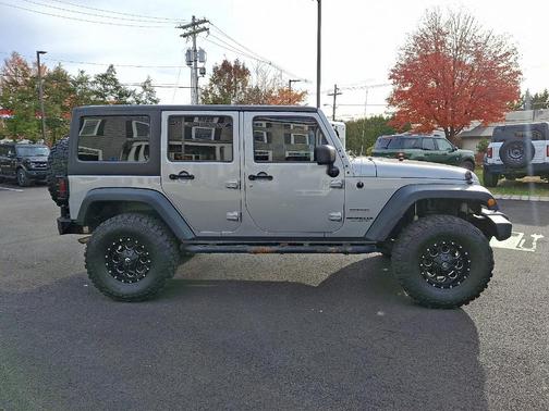 2014 Jeep Wrangler Unlimited Sport