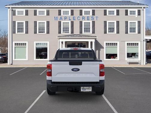 Oxford White 2025 Ford Maverick XL