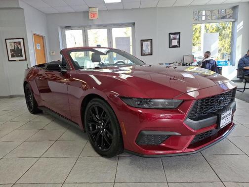 2025 Ford Mustang EcoBoost Premium