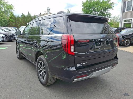 Black Metallic 2025 Ford Expedition Platinum