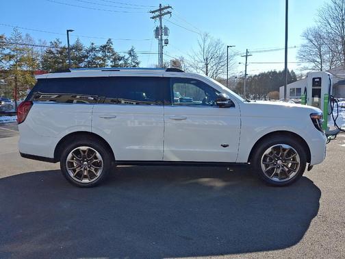 2025 Ford Expedition King Ranch