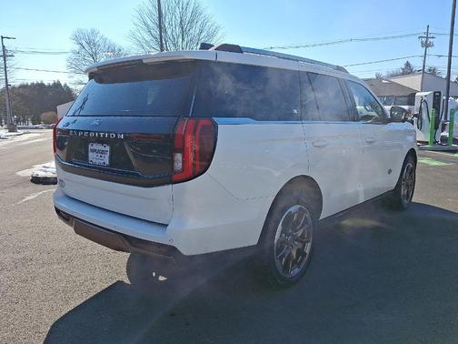 2025 Ford Expedition King Ranch