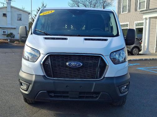 2024 Ford Transit-250 