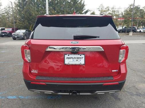 Photo 5 of 26 of 2020 Ford Explorer XLT