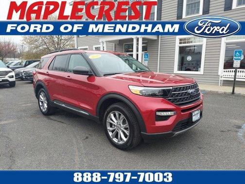 Photo 1 of 26 of 2020 Ford Explorer XLT