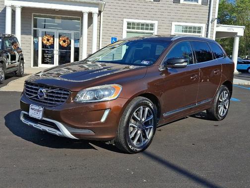2017 Volvo XC60 T6 Dynamic
