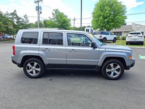 Billet Silver Metallic Clearcoat 2016 Jeep Patriot Latitude