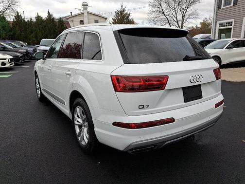 2019 Audi Q7 55 Premium