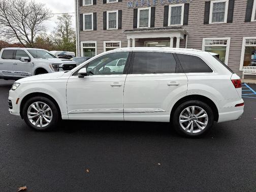 2019 Audi Q7 55 Premium