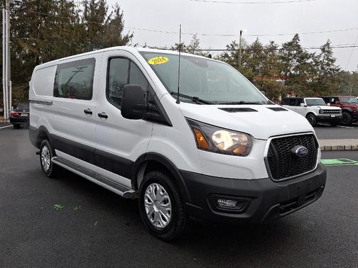 2024 Ford Transit-250 