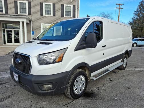 2024 Ford Transit-250 