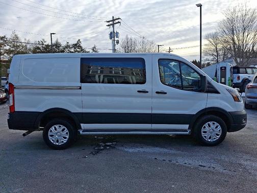 2024 Ford Transit-250 