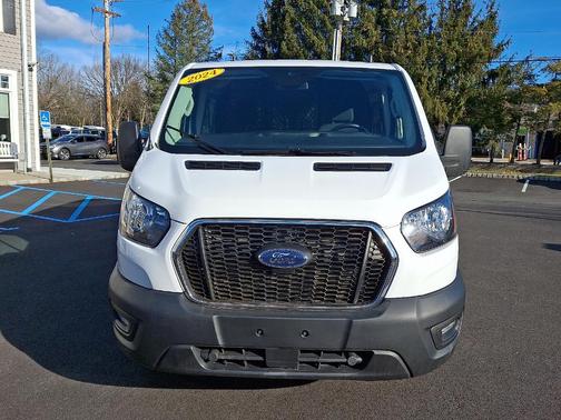 2024 Ford Transit-250 