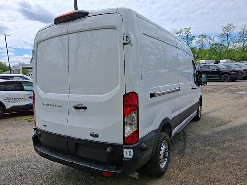 2025 Ford Transit-250 148 WB Medium Roof Cargo