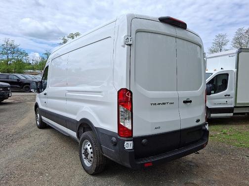 2025 Ford Transit-250 148 WB Medium Roof Cargo