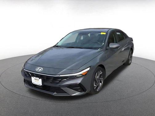 2025 Hyundai ELANTRA SEL