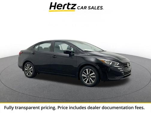 Super Black 2025 Nissan Versa 1.6 SV