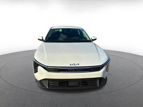 Snow White Pearl 2025 Kia K4 LXS