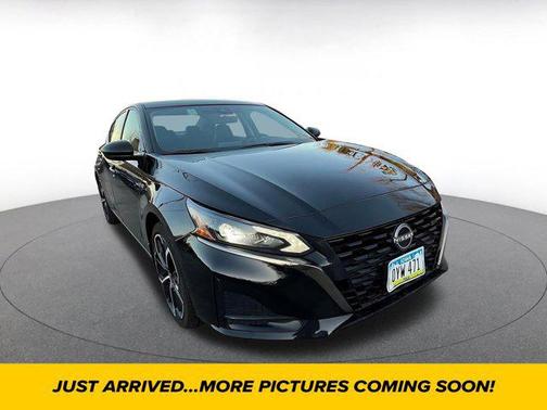 2025 Nissan Altima SR FWD