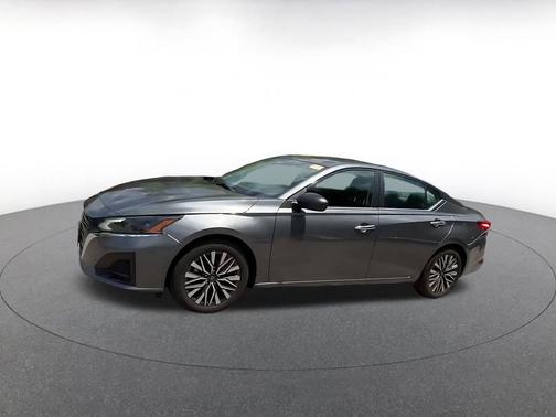 Gun Metallic 2025 Nissan Altima SV FWD