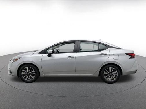 Brilliant Silver Metallic 2025 Nissan Versa 1.6 SV