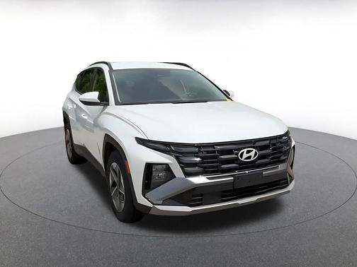 Serenity White Pearl 2025 Hyundai TUCSON SEL