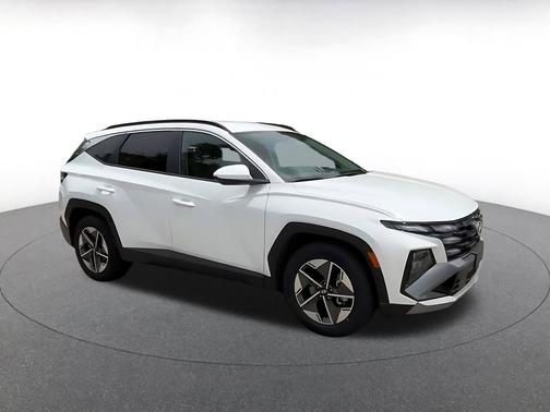 Serenity White Pearl 2025 Hyundai TUCSON SEL
