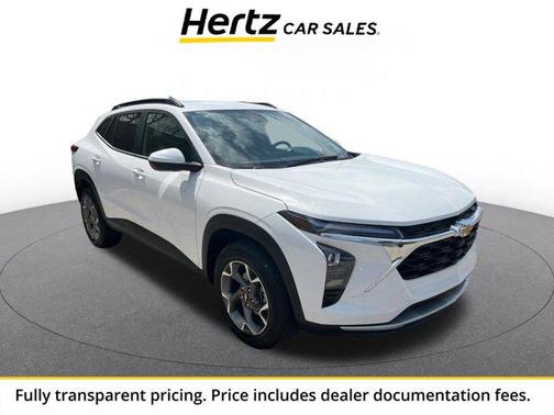 Summit White 2025 Chevrolet Trax LT