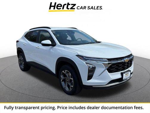 Summit White 2025 Chevrolet Trax LT