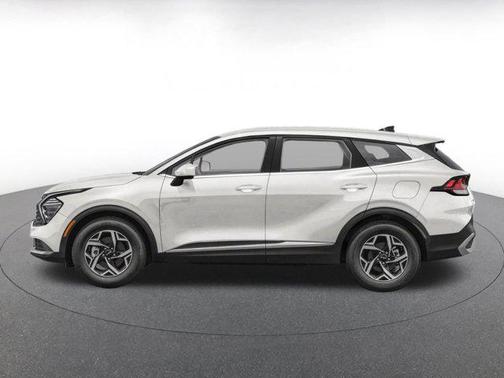 Glacial White Pearl 2025 Kia Sportage LX