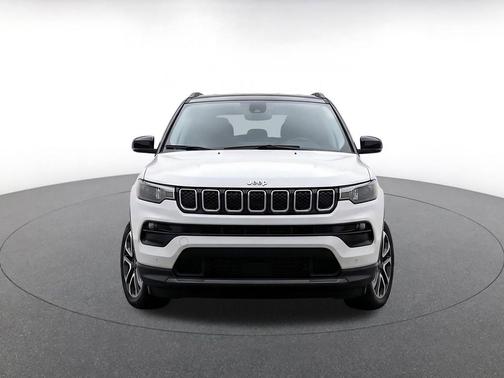 Bright White Clearcoat 2025 Jeep Compass Limited