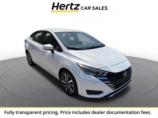 Aspen White Tricoat 2025 Nissan Versa 1.6 SV