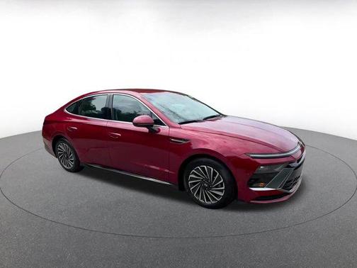 2024 Hyundai SONATA Hybrid SE