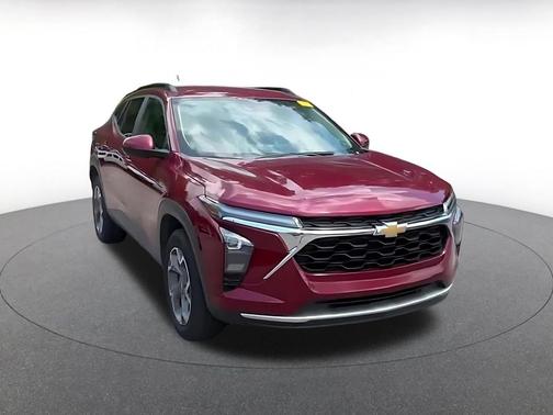 Crimson Metallic 2025 Chevrolet Trax LT