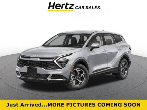 Everlasting Silver 2025 Kia Sportage LX