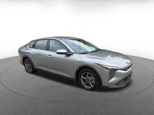 Steel Gray 2025 Kia K4 LXS