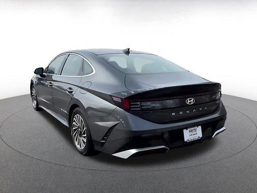2025 Hyundai SONATA Hybrid SE