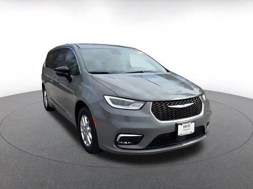 2025 Chrysler Pacifica L