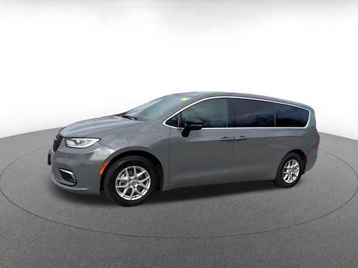 2025 Chrysler Pacifica L