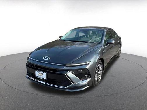 2025 Hyundai SONATA Hybrid SE