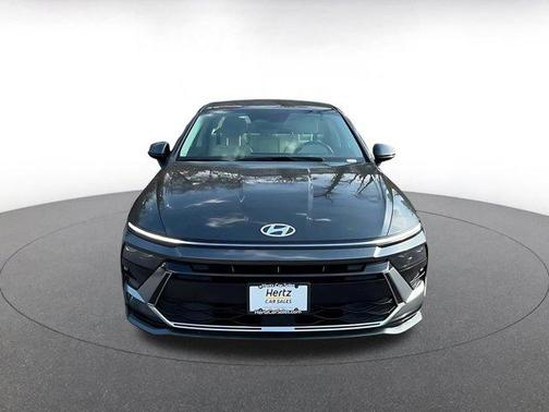 2025 Hyundai SONATA Hybrid SE