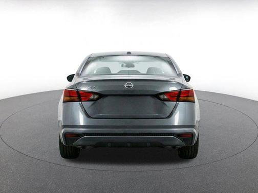 Gun Metallic 2025 Nissan Altima SV FWD