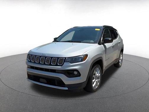 Silver Zynith Metallic Clearcoat 2025 Jeep Compass Limited