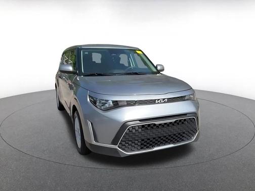 Steel Gray 2025 Kia Soul LX